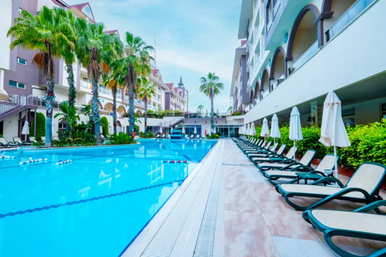 Açık Havuzlar (6/19)